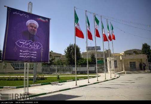 بنرهای استقبال از روحانی در کرمانشاه +عکس