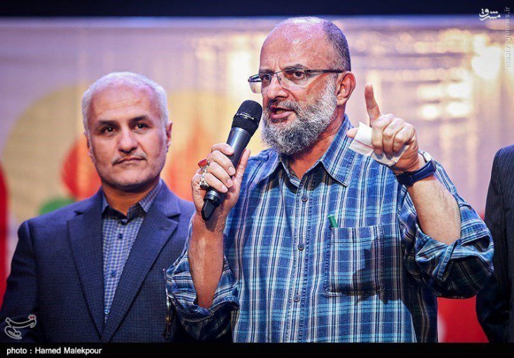 کیست که نداند چوب چه چیزی را میخوری؟!+عکس کیست که نداند چوب چه چیزی را میخوری؟!+عکس