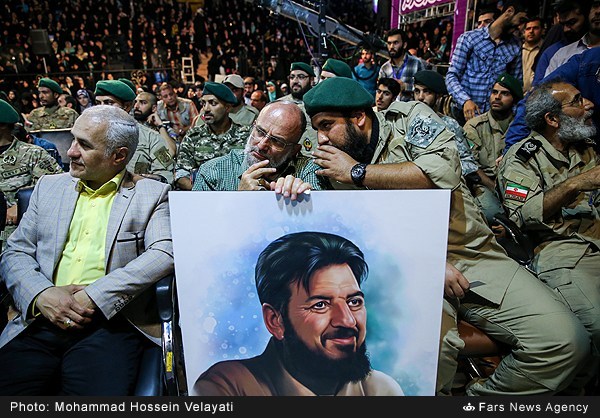 کیست که نداند چوب چه چیزی را میخوری؟!+عکس کیست که نداند چوب چه چیزی را میخوری؟!+عکس