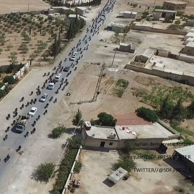عکسهای مستند استفاده داعش از سپر انسانی عکسهای مستند استفاده داعش از سپر انسانی