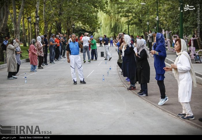 عکس/ ورزش مختلط صبحگاهی در حضور وزیر بهداشت