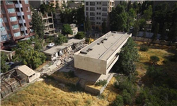 درگیری بین مالکان خانه توران و مأموران شهرداری درگیری بین مالکان خانه توران و مأموران شهرداری