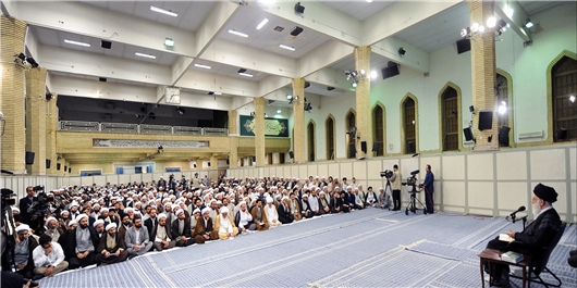 مهمترین وظیفه روحانیون؛ مقابله با نقشه دینزدایی و عفتزدایی مهمترین وظیفه روحانیون؛ مقابله با نقشه دینزدایی و عفتزدایی