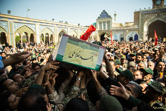 پیکر سردار شهید حاج احمد غلامی تشییع شد پیکر سردار شهید حاج احمد غلامی تشییع شد