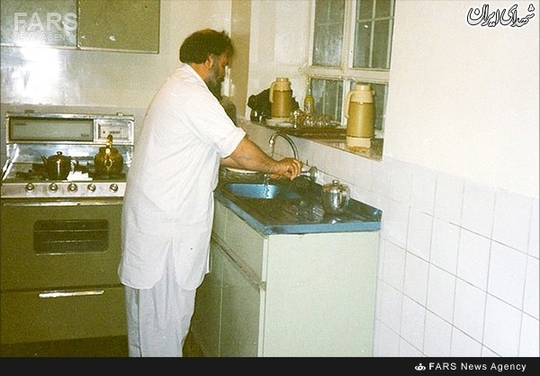 یادگار امام در حال گرفتن 