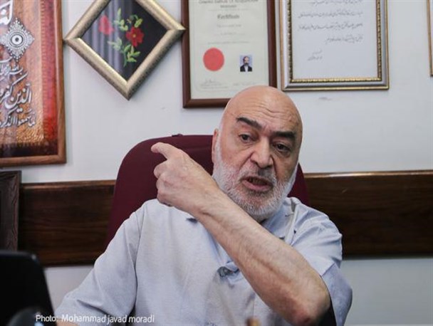 میرحسین و دوستانش برایم زن آمریکایی...!+عکس