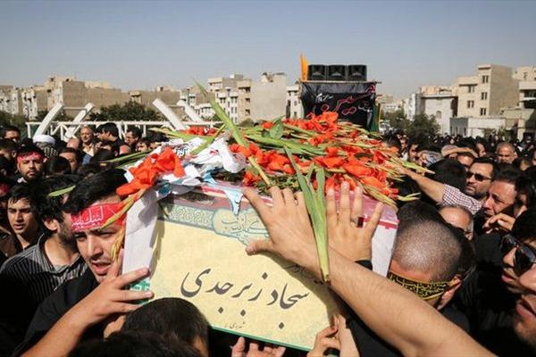 وعده شهید مدافع حرم به زیارت کنندگان مزارش +عکس