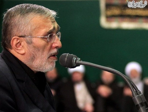 گفت و گوی حاج منصور با رهبر انقلاب +عکس گفت و گوی حاج منصور با رهبر انقلاب +عکس