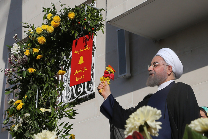 حسن روحانی در مراسم بازگشایی مدارس+عکس حسن روحانی در مراسم بازگشایی مدارس+عکس