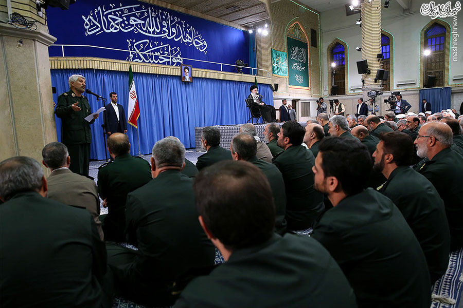 عکس سلفی یک روحانی با بازیگر زن؟!!!+عکس عکس سلفی یک روحانی با بازیگر زن؟!!!+عکس