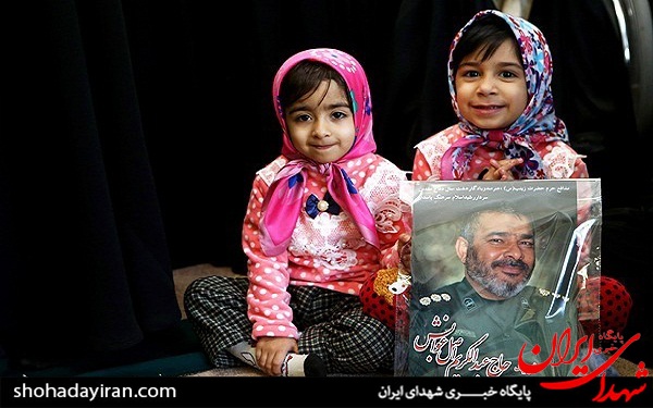 عکس/ دیدار خانواده شهدای مدافع حرم با امام خامنه ای
