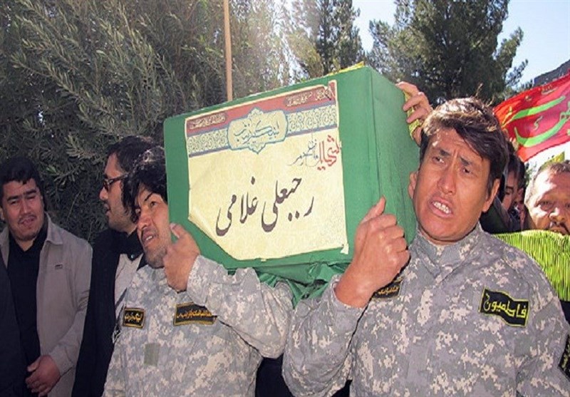 خاکسپاری پیکر شهید مدافع حرم در تهران +عکس خاکسپاری پیکر شهید مدافع حرم در تهران +عکس