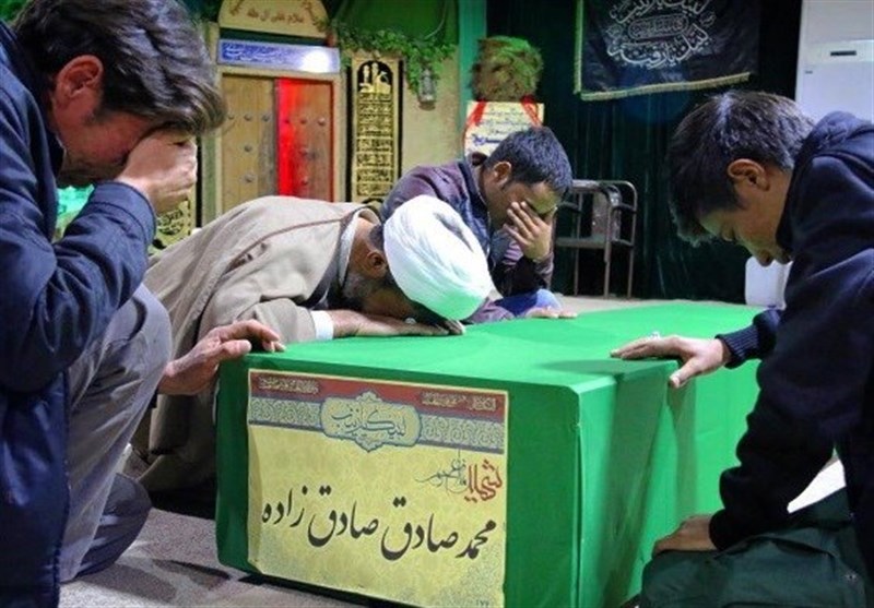 وداع با پیکر مطهر شهیدی از وداع با پیکر مطهر شهیدی از