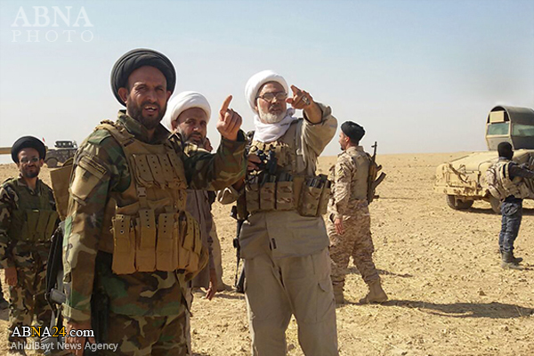 اقامه نماز شُکر در مناطق آزاد شده موصل + عکس