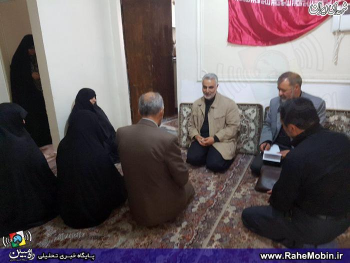 حاج قاسم در منزل شهید مصطفی صدرزاده +عکس
