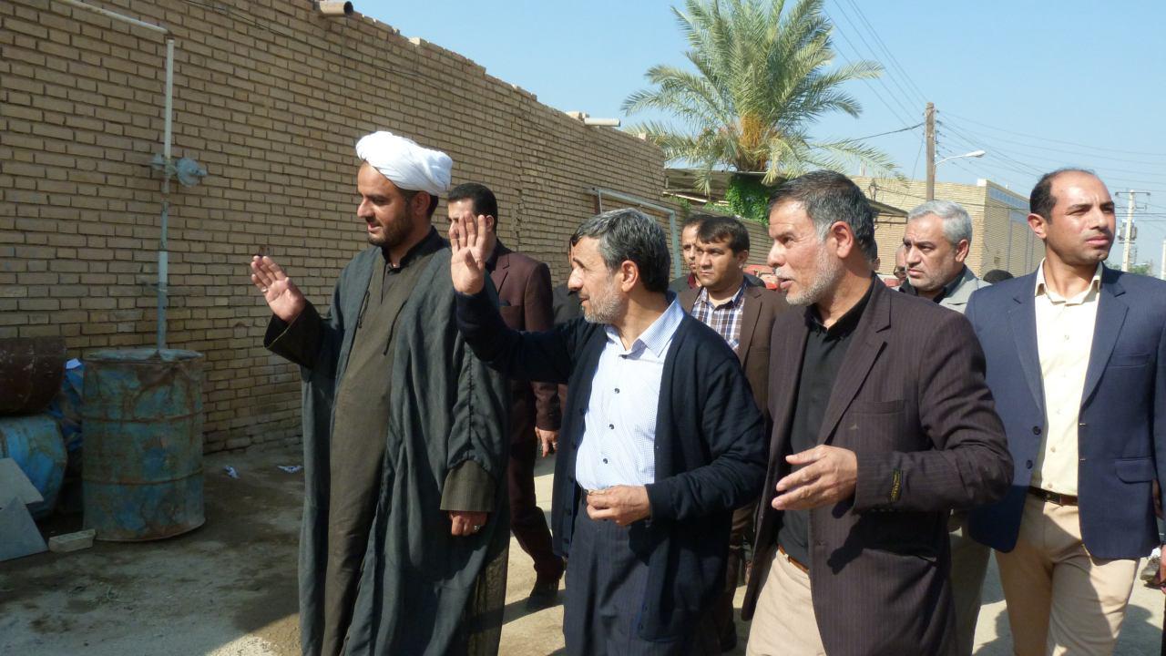 استقبال عزاداران خوزستانی از احمدی نژاد+عکس