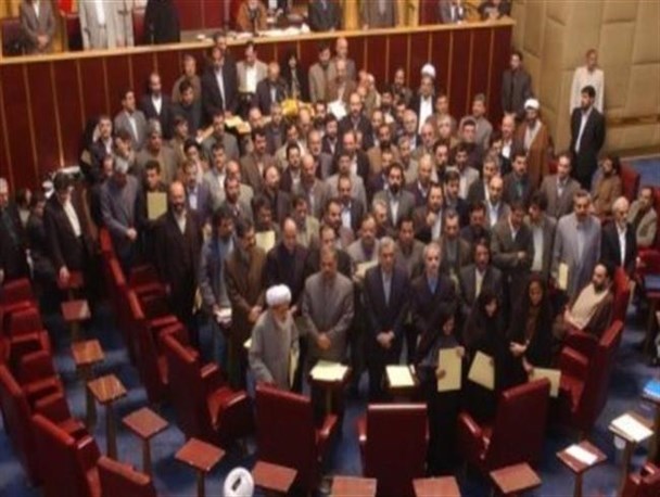 بازخوانی تحصن شکست خورده در مجلس ششم بازخوانی تحصن شکست خورده در مجلس ششم