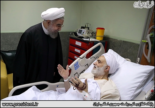 روحانی از حجتالاسلام قرائتی عیادت کرد+عکس روحانی از حجتالاسلام قرائتی عیادت کرد+عکس