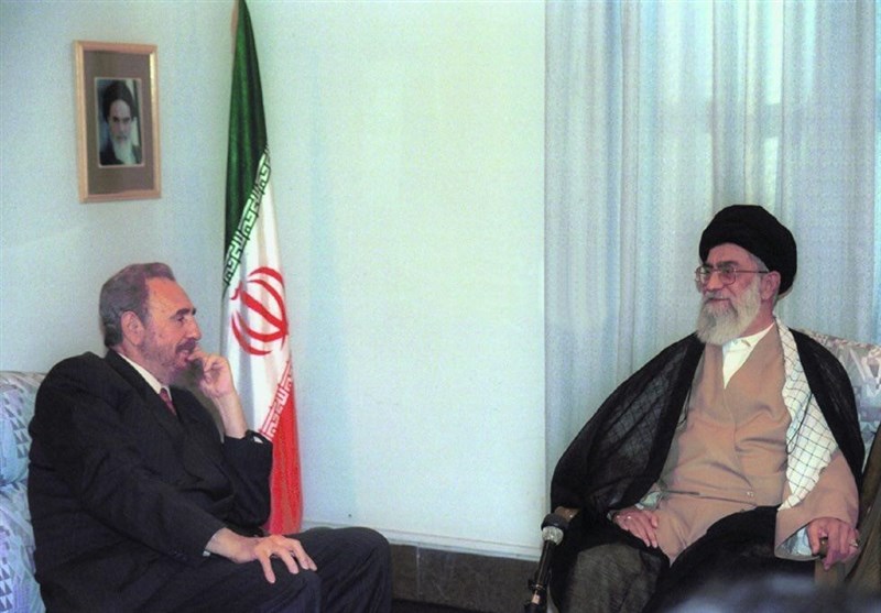 روزی که کاسترو به دیدار امام خامنهای آمد +عکس روزی که کاسترو به دیدار امام خامنهای آمد +عکس