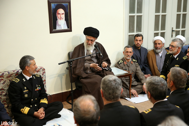 دیدار جمعی از فرماندهان نیروی دریایی با رهبر انقلاب دیدار جمعی از فرماندهان نیروی دریایی با رهبر انقلاب