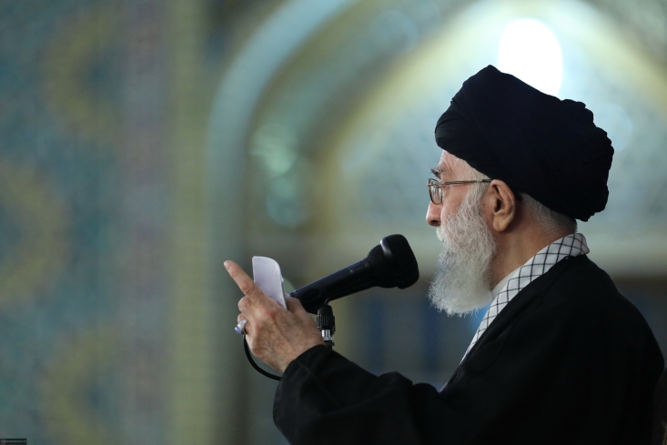 این کشور به جوانهای انقلابی و حزباللهی و مؤمن احتیاج دارد این کشور به جوانهای انقلابی و حزباللهی و مؤمن احتیاج دارد