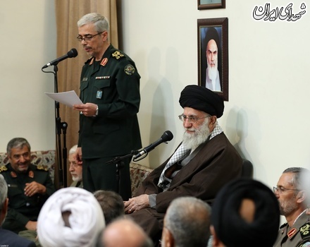 تصاویر/ دیدار فرماندهان ارشد نیروهای مسلح با رهبرانقلاب