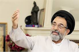 موسوی لاری: روحانی هنوز مشغول آواربرداری است!!