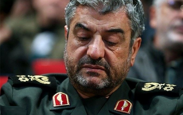 فرمانده سپاه:مُهر را کوبیدم زیر نامه و خلاص!