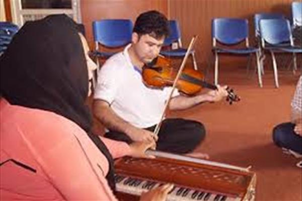 نظر مراجع درباره گوش دادن به صدای نظر مراجع درباره گوش دادن به صدای