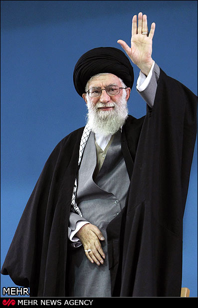 میلیونها انسان انقلابی در جهان پشت سر آیت الله خامنه ای