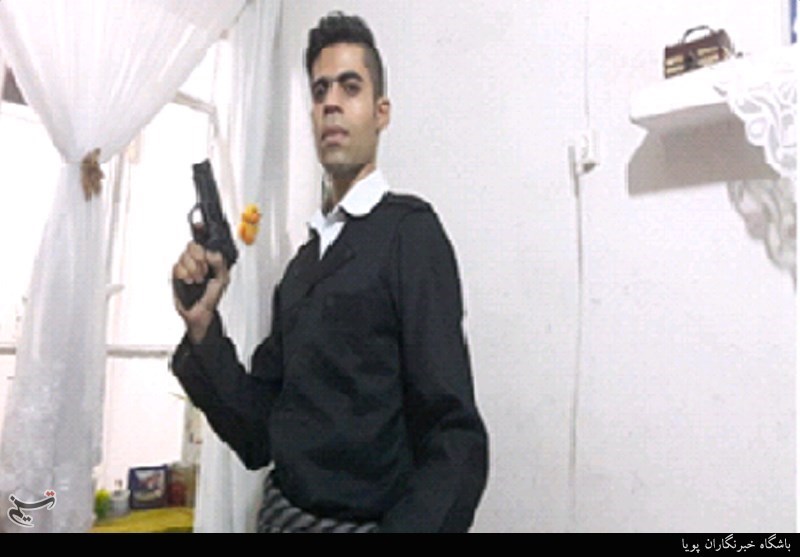 واکنش ها به حمایت بازیگر زن از یک تروریست /این بار پیک موتوری رو داعشی استخدام کنید! واکنش ها به حمایت بازیگر زن از یک تروریست /این بار پیک موتوری رو داعشی استخدام کنید!