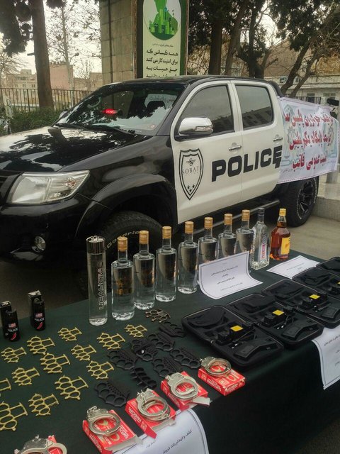 جزئیات دستگیری بچه مایه دار با ماشین پلیس + عکس جزئیات دستگیری بچه مایه دار با ماشین پلیس + عکس