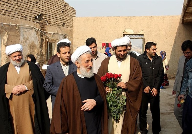 بازید آیت الله صدیقی از مناطق محروم تهران + تصاویر بازید آیت الله صدیقی از مناطق محروم تهران + تصاویر