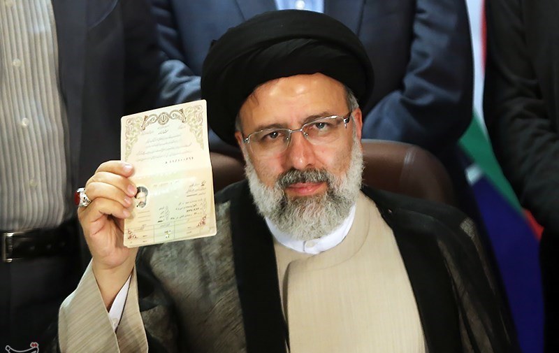 انگار آقای احمدی نژاد رئیس دولت یا آقای رئیسی ...! انگار آقای احمدی نژاد رئیس دولت یا آقای رئیسی ...!