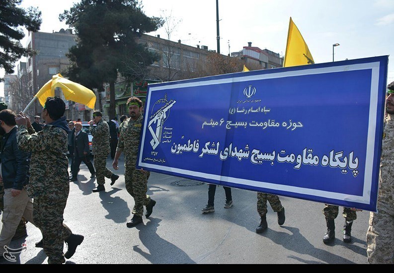 رزمندگان لشکر فاطمیون در راهپیمایی 22 بهمن + عکس