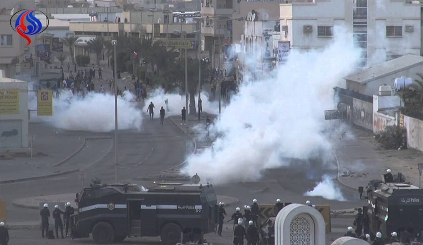 سرکوب گسترده مردم بحرین در آستانه انقلاب 14 فوریه