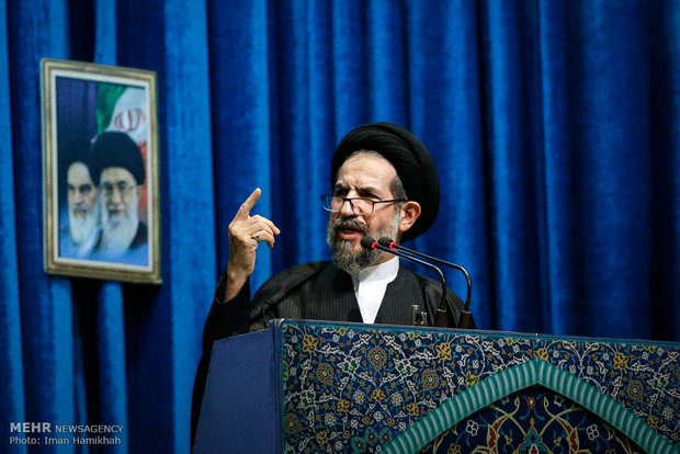 انتقاد ابوترابی از سخنان روحانی در راهپیمایی 22 بهمن