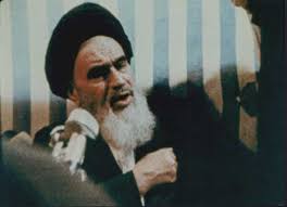 امام: این کشور همیشه از کاخ نشین ها صدمه دیده امام: این کشور همیشه از کاخ نشین ها صدمه دیده