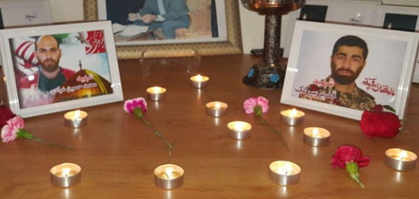جای خالی دو شهید در جشن فارغالتحصیلی + عکس جای خالی دو شهید در جشن فارغالتحصیلی + عکس