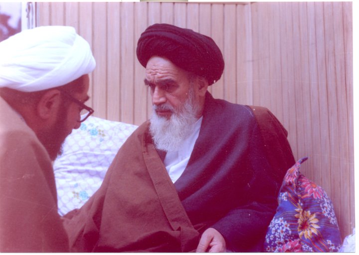 گفت و گوی مرحوم آیت الله خلخالی با امام(ره) + عکس
