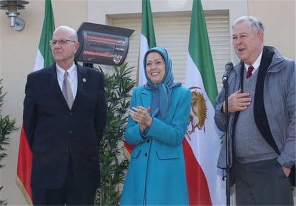 رایزنی 2 نماینده کنگره آمریکا با سرکرده گروهک منافقین