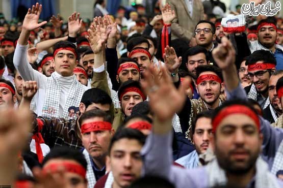 دیدار نوجوانان و جوانان با رهبر انقلاب/عکس