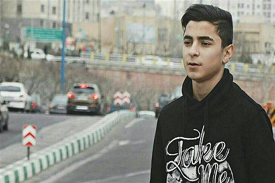پدرِ بازیکن تازه درگذشته در تمرینات استقلال +عکس پدرِ بازیکن تازه درگذشته در تمرینات استقلال +عکس