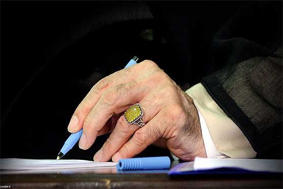 تسلیت رهبر انقلاب در پی درگذشت فرزند احمد توکلی