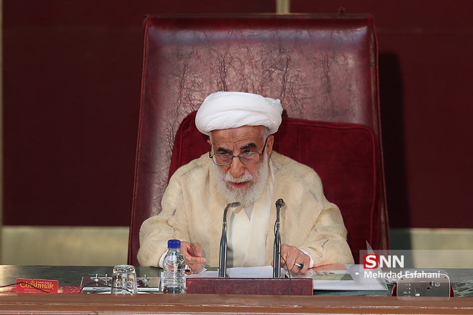 آیت الله جنتی:آقای رئیس جمهور! نگذارید انقلاب به دست نااهلان بیفتد آیت الله جنتی:آقای رئیس جمهور! نگذارید انقلاب به دست نااهلان بیفتد