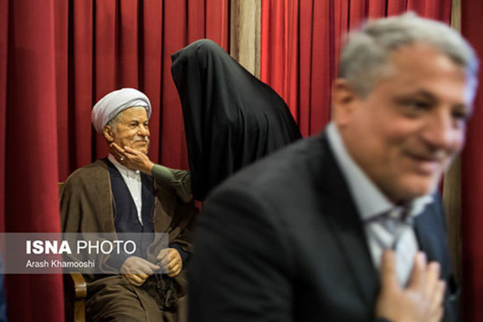 رونمایی از تندیس جالب مرحوم 
