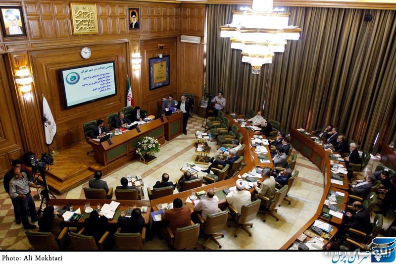 توافق اعضای شورا بر ادامه کار نجفی تا بعد از تعطیلات