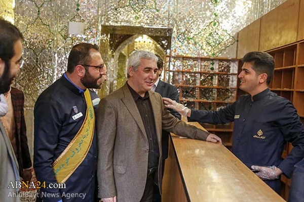 تشرف حاتمی کیا به حرم حضرت شاهچراغ + عکس