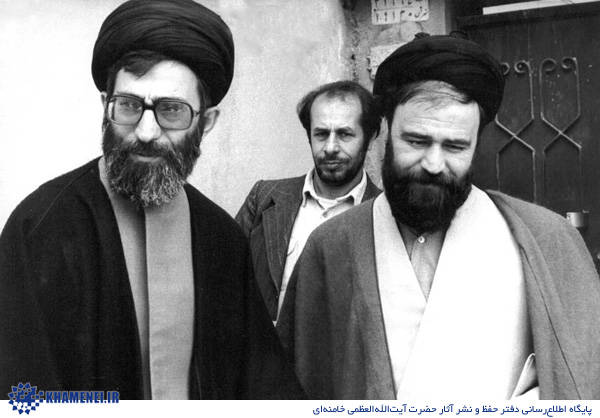 گفت و گوی خواندنی با رهبر انقلاب درباره حاج سید احمد خمینی(ره) گفت و گوی خواندنی با رهبر انقلاب درباره حاج سید احمد خمینی(ره)