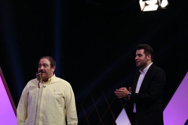 مهران غفوریان و مادرش در ویژه‌ برنامه تحویل سال